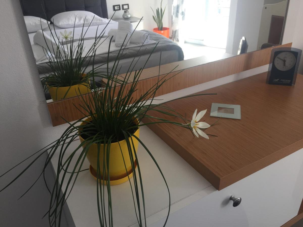 Guest'S Apartament Pogradec Zewnętrze zdjęcie
